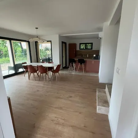 Maison Au Cœur Du Luberon Hébergement de vacances *